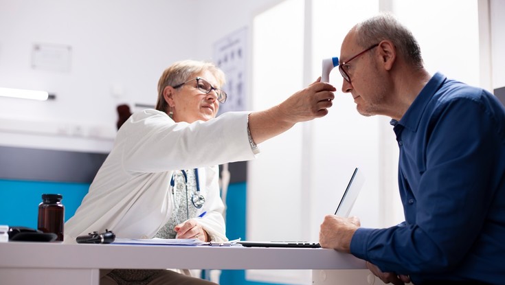 Fala grypy w Polsce przyspiesza. Ponad tysiąc zgonów i coraz więcej zwolnień lekarskich