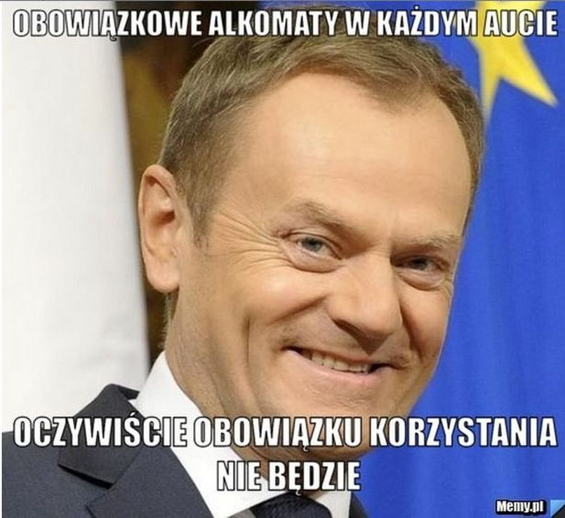 Internauci szydzą z alkomatów premiera Tuska [MEMY]