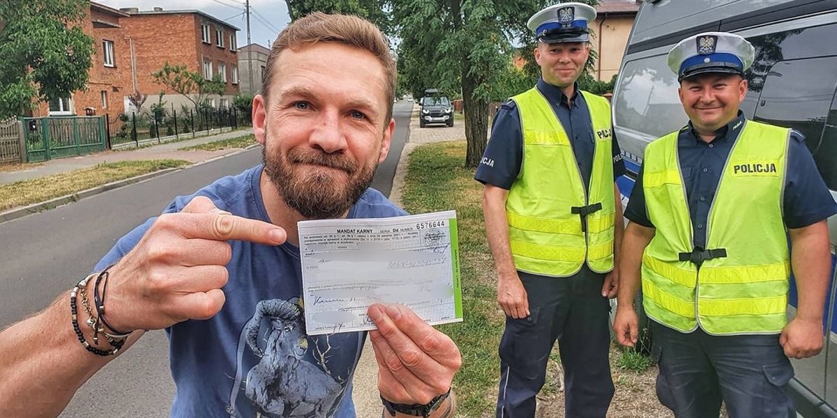 Przemek Kossakowski został zatrzymany w drodze na spotkanie z fanami