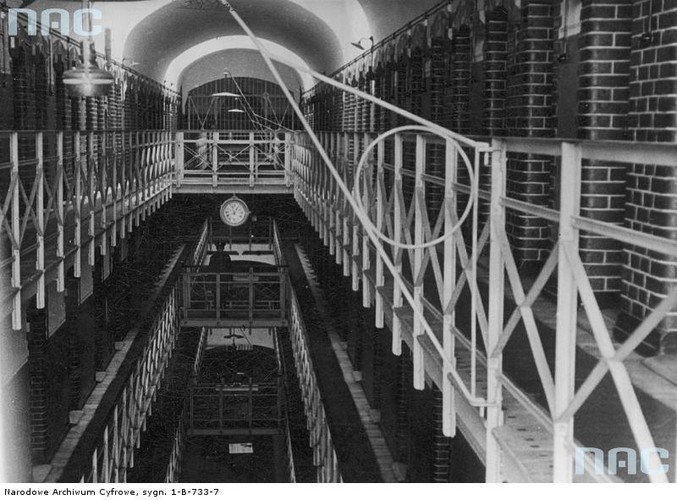 CIĘŻKIE WIĘZIENIA W PRZEDWOJENNEJ POLSCE
