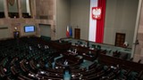 Zaskakujący sondaż parlamentarny. Konfederacja rośnie w siłę i wdziera się na podium