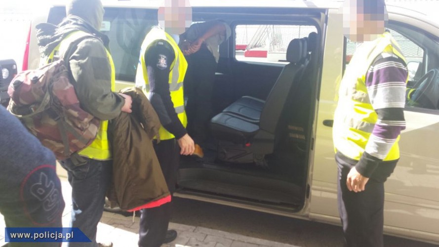 Transport Kajetana P. wojskową Casą z Malty do Polski