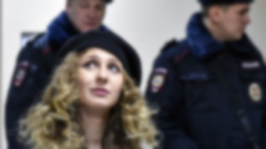 Maria Alochina z Pussy Riot złamała zakaz opuszczania kraju