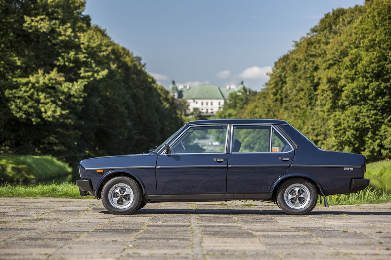 Fiat 131 Supermirafiori - luksus bliższy ciału