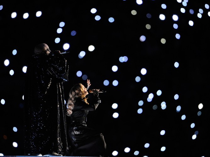 'Like a prayer' 53-letnia królowa pop wykonała w duecie z Cee Lo Green