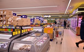 niedziele-handlowe-2026-oficjalny-kalendarz-tylko-8-terminow-w-calym-roku-wykaz