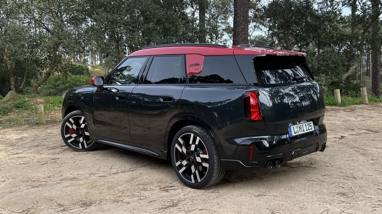 MINI Countryman (trzecia generacja; od 2023 r.; wersja JCW)