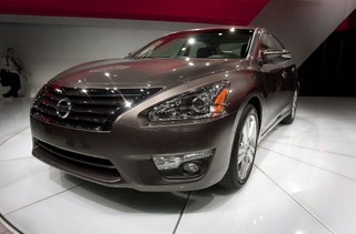 Nissan wzywa do naprawy poduszek powietrzych w 5 modelach samochodów