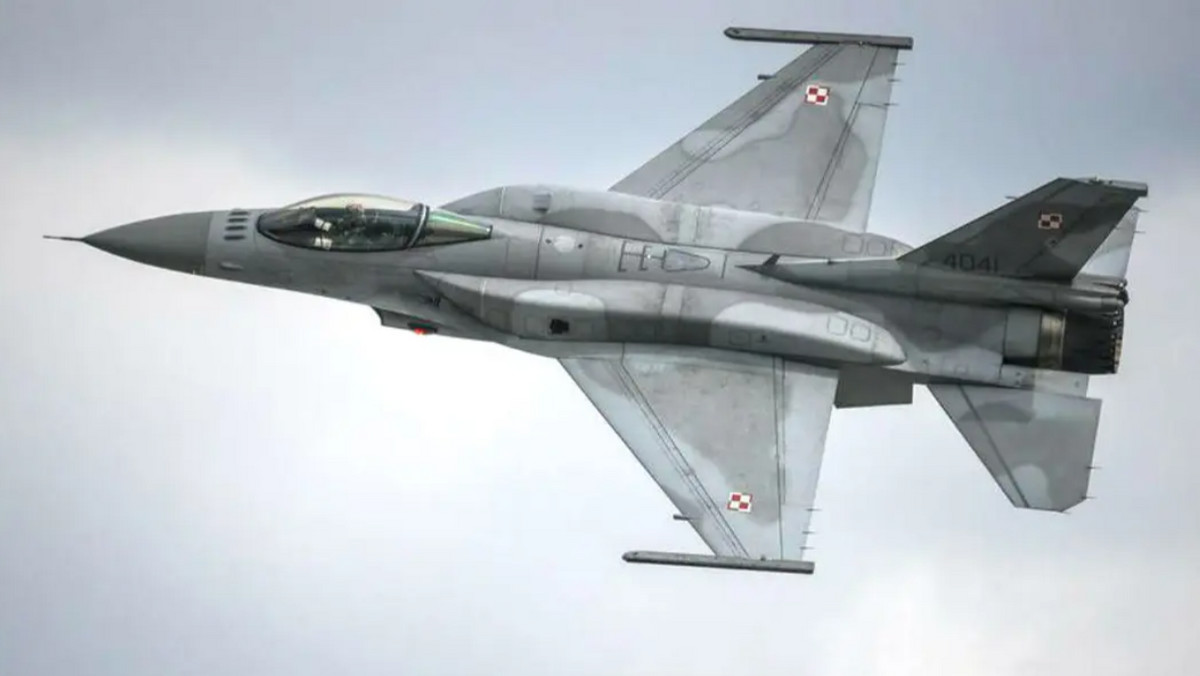 Polskiej armii grozi paraliż. Symulatory F-16 mogą przestać działać