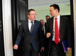 Cichocki i Sienkiewicz rozpychają się w rządzie