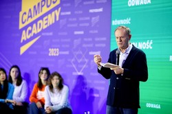 Ostatnie lata Polski w UE? Tusk: Jeśli Konfederacja i PiS będą rządzić po następnych wyborach