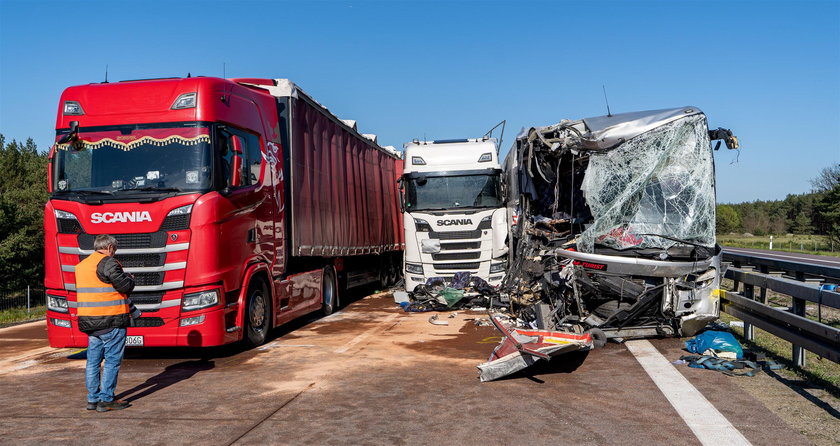 Wypadek polskiego autokaru na A12 w Niemczech