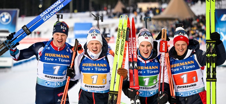 PŚ w biathlonie. triumf Norwegów w sztafecie, Polacy zdublowani