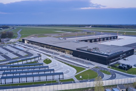 Niemal nikt stąd nie lata. Najmniejsze lotniska w Polsce walczą o przetrwanie