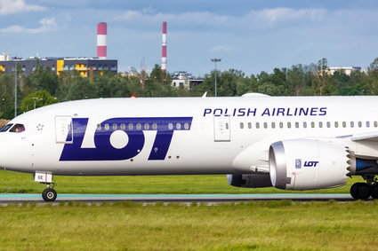 Boeingi 787 Dreamliner LOT-u poczekają na dostawę na pustyni