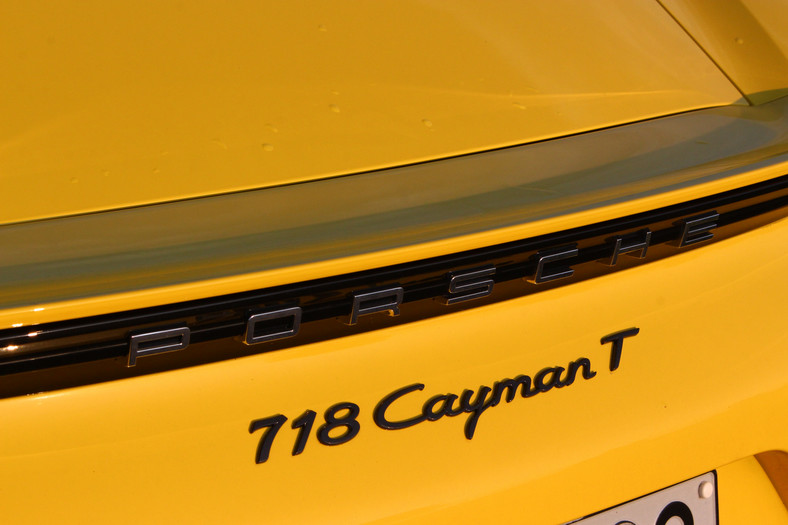 Porsche Cayman T