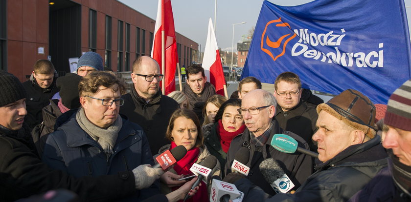 Mieszkańcy zwiedzali muzeum, a politycy protestowali!