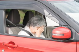 Czternasta emerytura 2025. Kto musi oddać czternastkę ZUS?