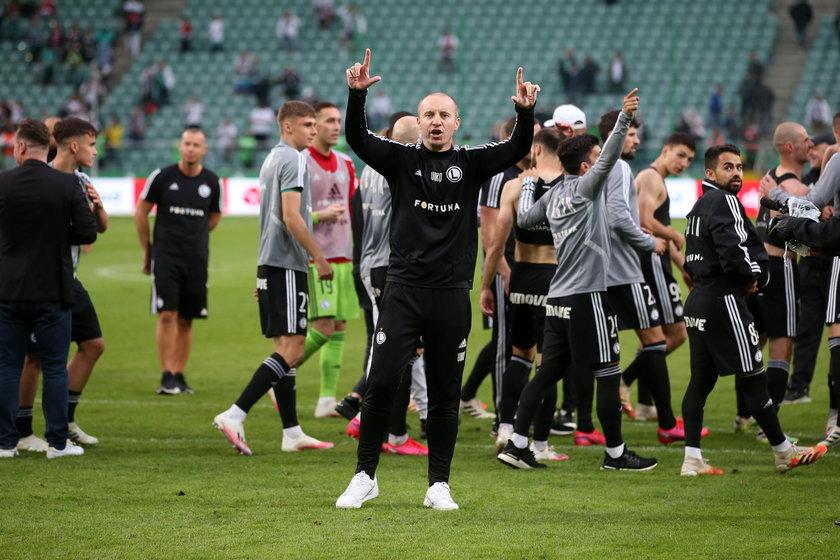 Piłkarze Legii mogli fetować zdobycie tytułu już w środę, po pokonaniu przy Łazienkowskiej 2:0 Cracovii