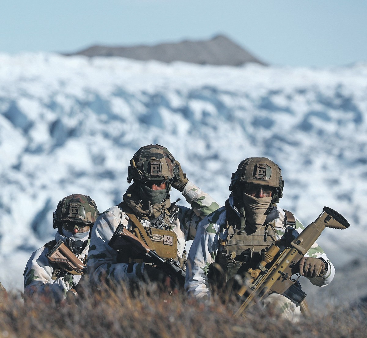 Duńscy żołnierze na ćwiczeniach wojskowych w Kangerlussuaq na Grenlandii. 17 września 2025 r.