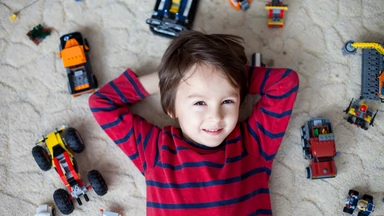 Najlepsze pomysły na rozwijające i mądre zabawki dla 4-latka