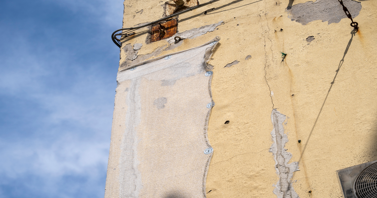 Sciame sismico ai Campi Flegrei: 6 scosse in un'ora, la più forte 2.2