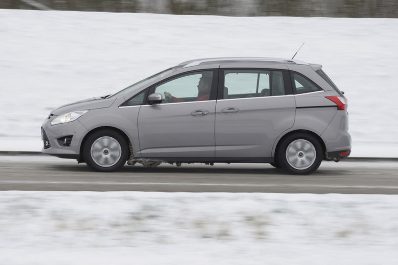 Ford Grand C-Max: kompaktowy van dla dużej rodziny