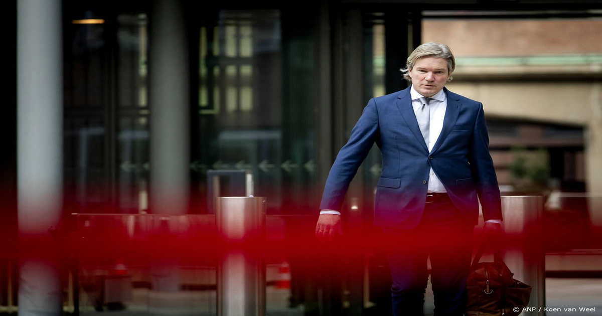 Politie-bezuinigt-46-miljoen-dit-jaar-de-basiteams-en-blauw-op-straat-gespaard