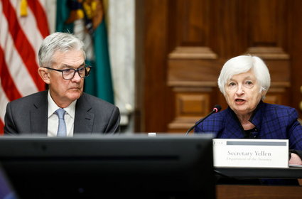 Fed widzi, że banki padają, więc podniesie stopy procentowe jeszcze tylko raz