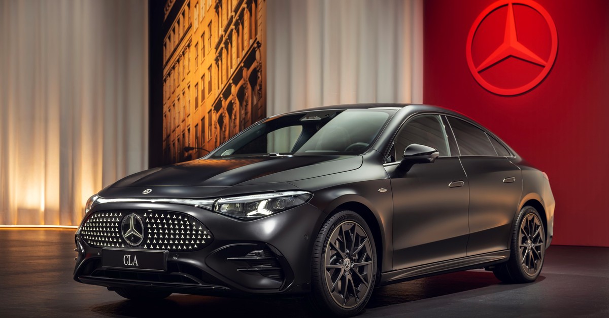 Orbán zgarnia Mercedesa! Przemysł wycofuje się po cichu z Niemiec.