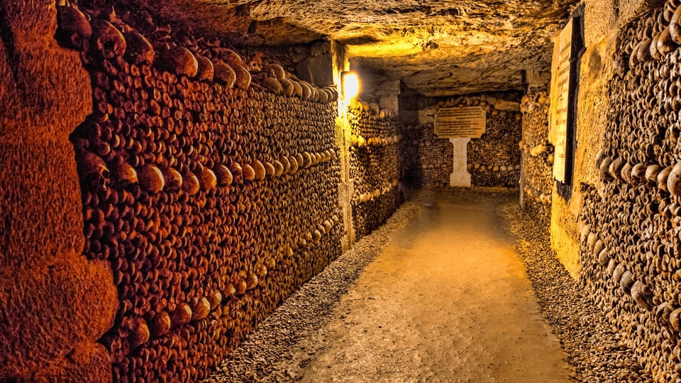 Parížske katakomby