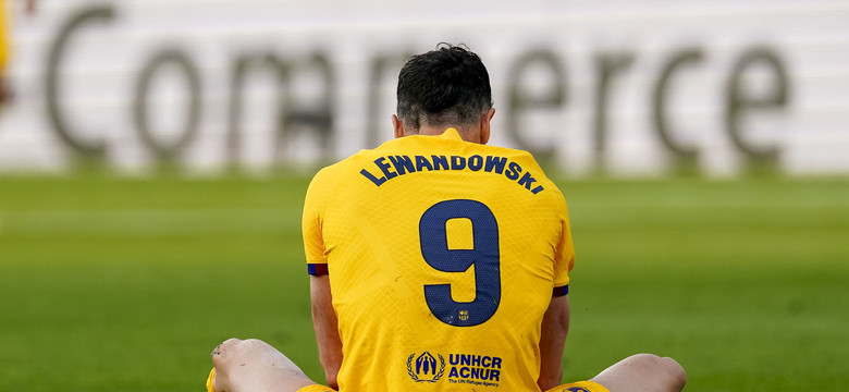 Lewandowski perfekcyjnie wykonał rzut karny. Barcelona zagrała fatalnie [WIDEO]