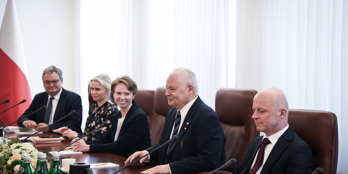 Rada Polityki Pieniężnej pod przewodnictwem prezesa NBP Adama Glapińskiego zdecydowała o podwyżce stóp procentowych.