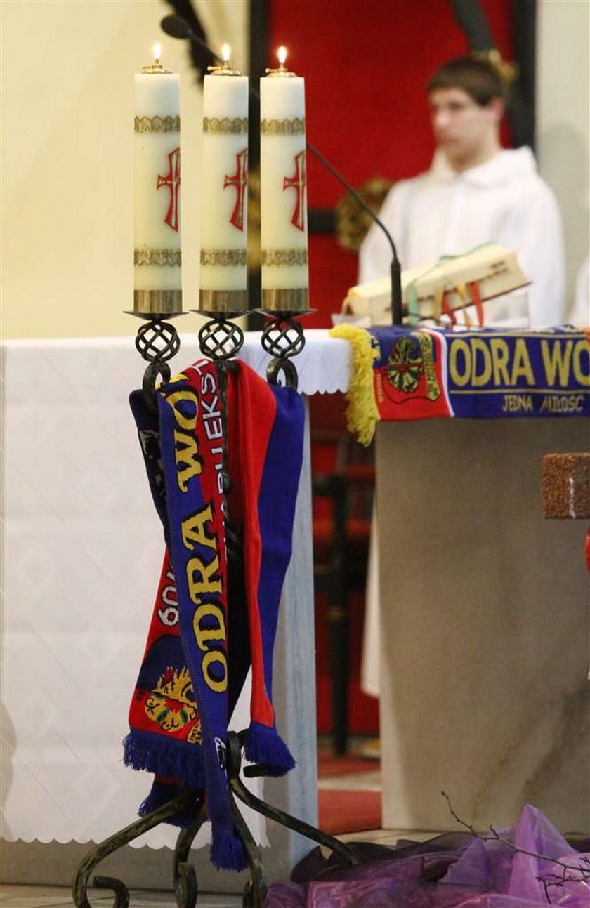 Piłkarze, trenerzy i działacze z Wodzisławia pojawili się na mszy świętej