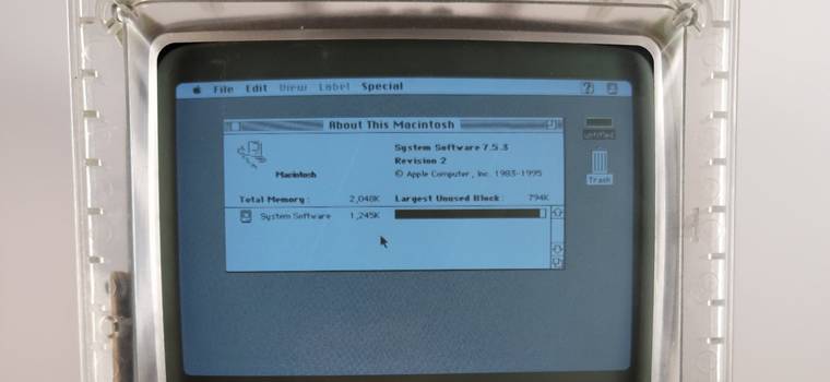 Prototypowa wersja Macintosha w przezroczystej obudowie. Zdjęcia unikatowego modelu trafiły do sieci