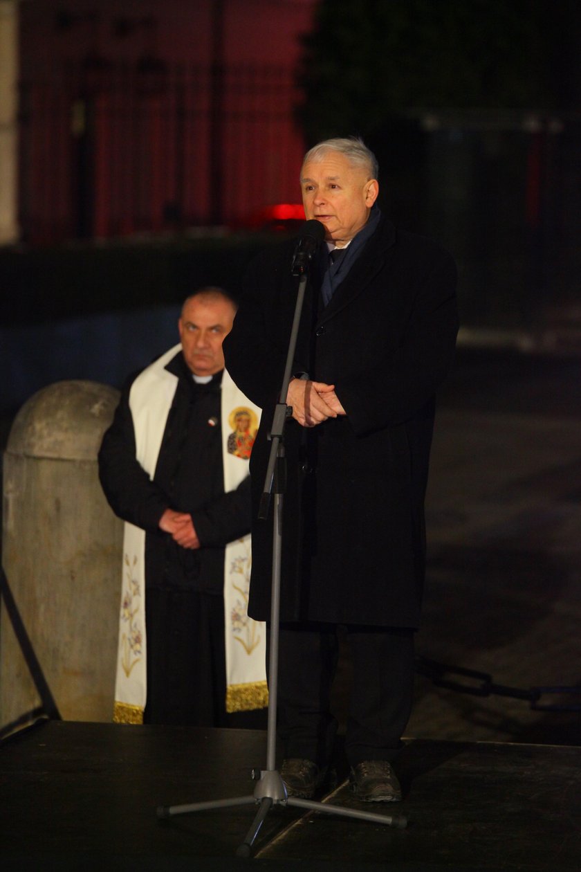 Obchody miesięcznicy smoleńskiej.