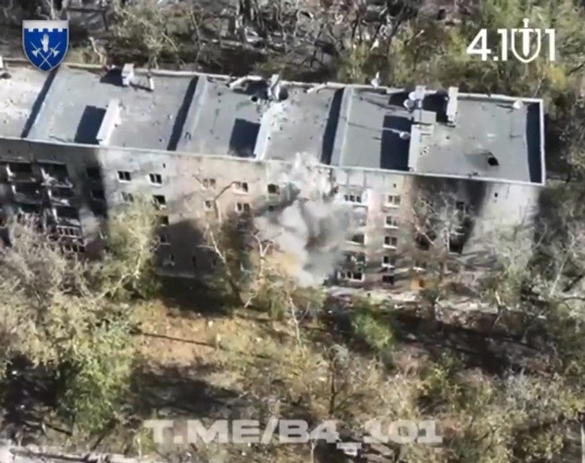 Ukrajinsko uništavanje zgrada u Torecku primećeno u oktobru