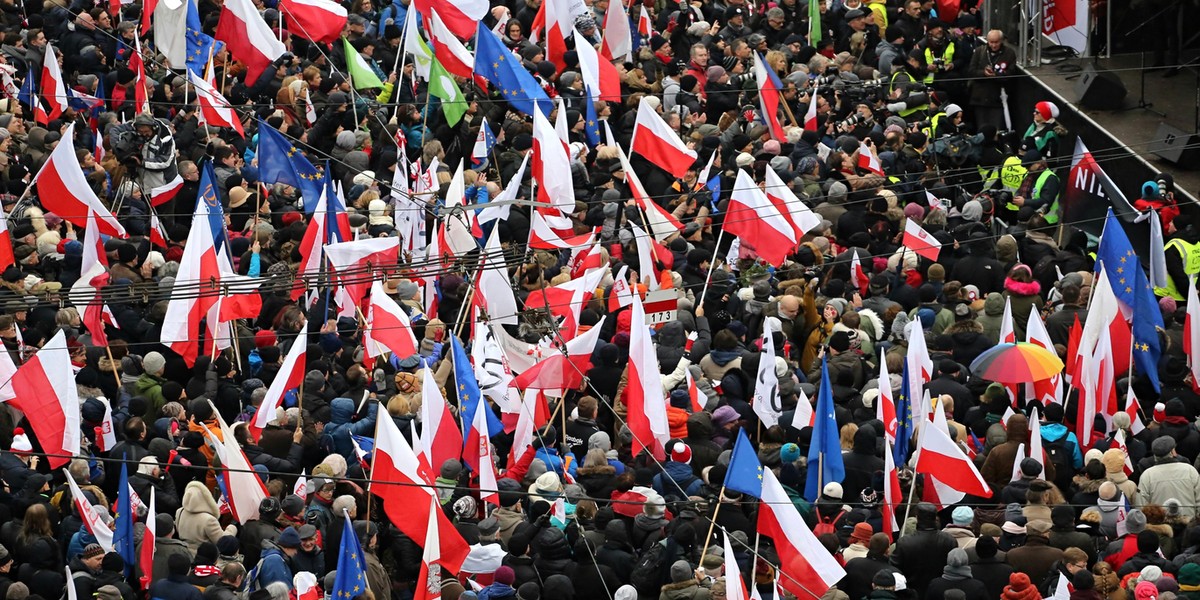 PO wyprowadzi ludzi na ulicę. Wiemy kiedy!