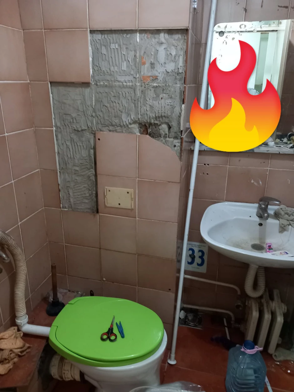 Devastirali su čak i kupatilo