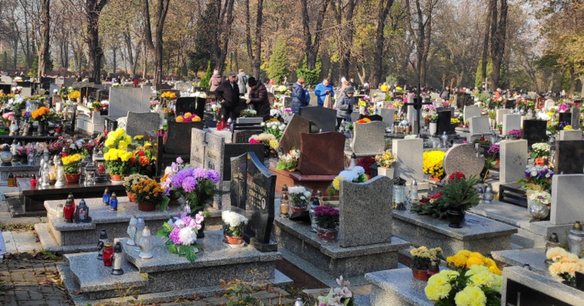 Česká republika: vláda zakázala přivážet těla ze zahraničí ke kremaci