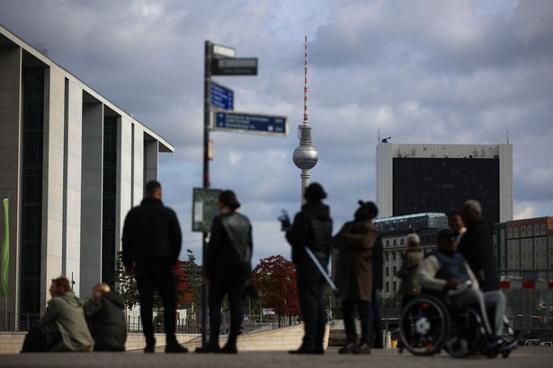 Zharmonizowany indeks cen konsumenckich (HICP) w Niemczech wzrósł o 6,8 proc. r/r w czerwcu 2023 r., a w ujęciu miesięcznym wzrósł o 0,4 proc. podał niemiecki urząd statystyczny Destatis w finalnych danych.