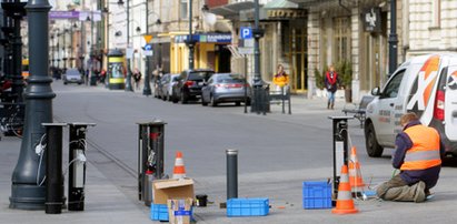 Słupki wróciły na Piotrkowską