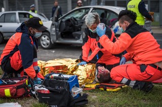 Agresja wobec służb i ratowników surowo karana. Zmiany w kodeksie karnym