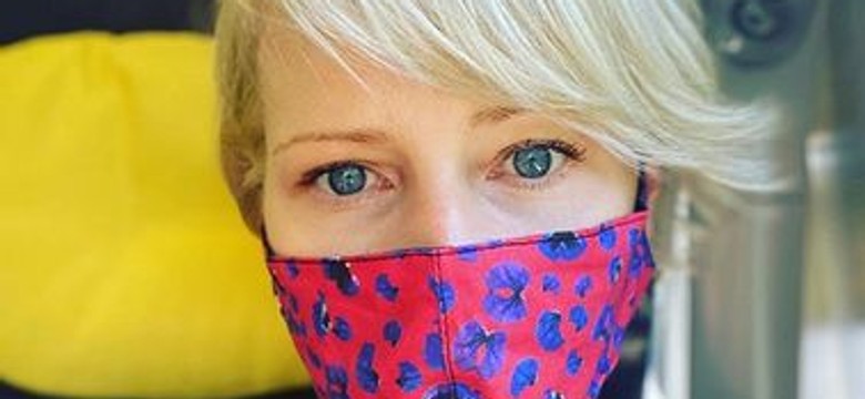 Kożuchowska skrytykowana za noszenie maseczki. Odpowiedziała