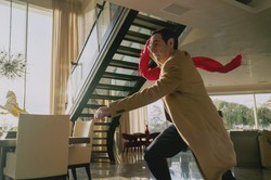 Z kina na VOD w dwa i pół miesiąca. Najgłośniejszy film roku debiutuje od razu na szczycie