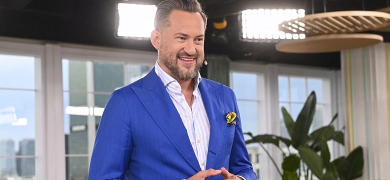 Wpadka w "Dzień dobry TVN". Marcinowi Prokopowi pękły spodnie na wizji [WIDEO]