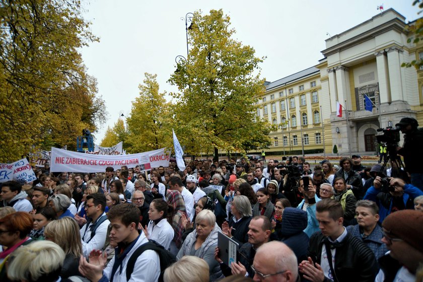 Radziwiłł odchodzi z Naczelnej Rady Lekarskiej