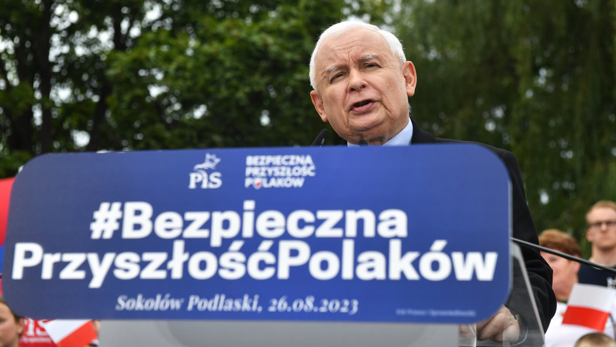 Jarosław Kaczyński nie wystartuje z Warszawy. W Platformie drwią. "Boi się"