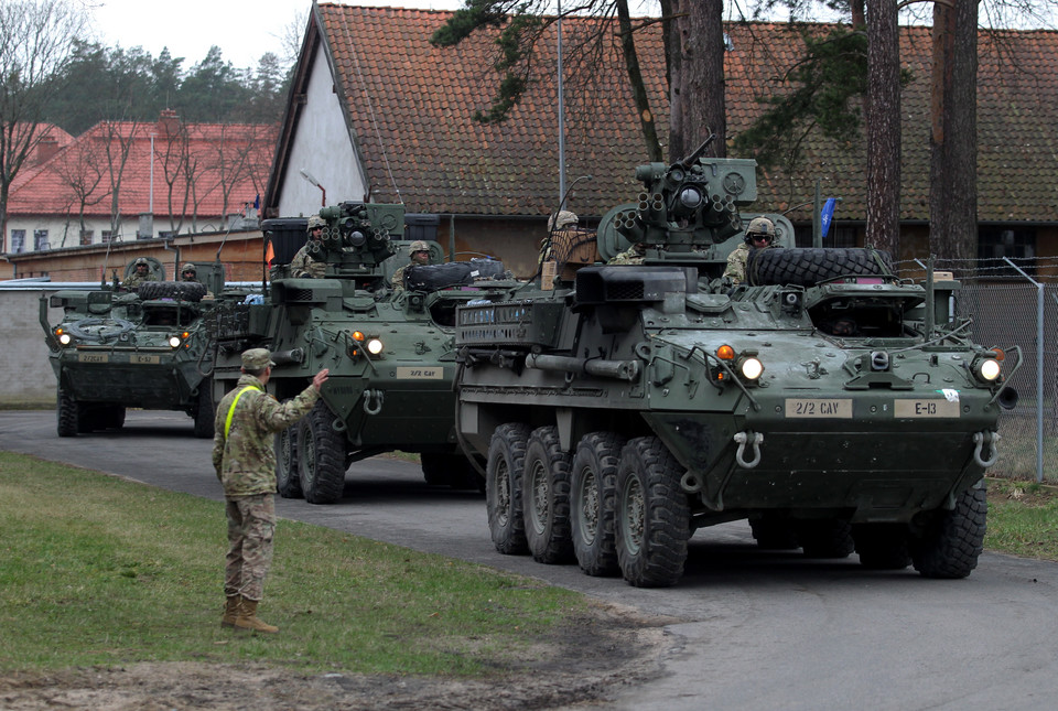 BEMOWO PISKIE KONTYNGENT NATO PRZYJAZD (przyjazd żołnierzy)