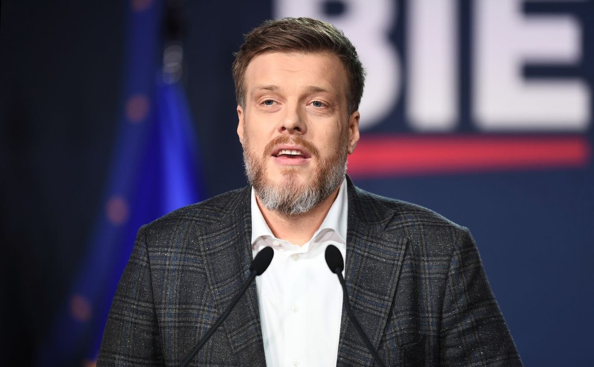 Członek partii Razem Adrian Zandberg